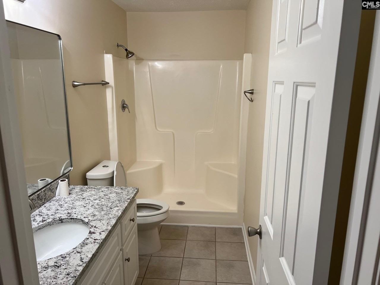 105 Crestland Dr - Photo 5 of 6