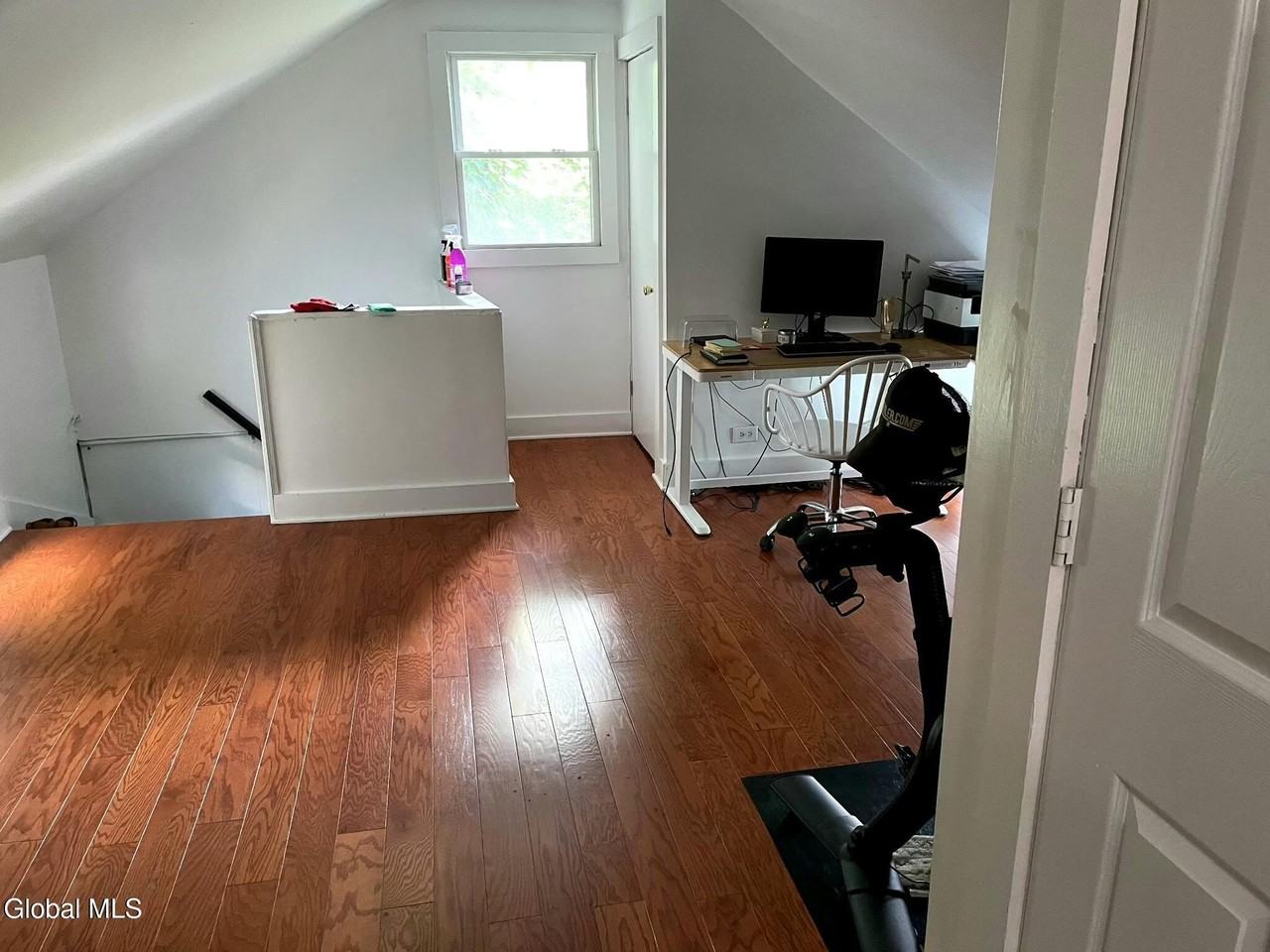 200 Beekman St - Photo 6 of 13