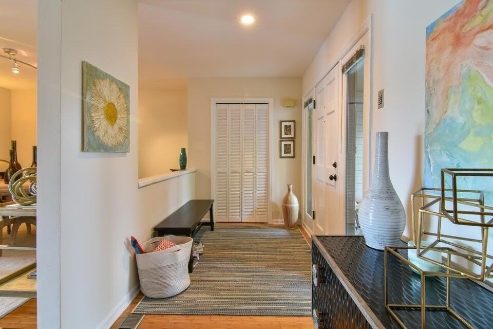 46 Wappoo Creek Pl Unit 46 - Photo 4 of 28