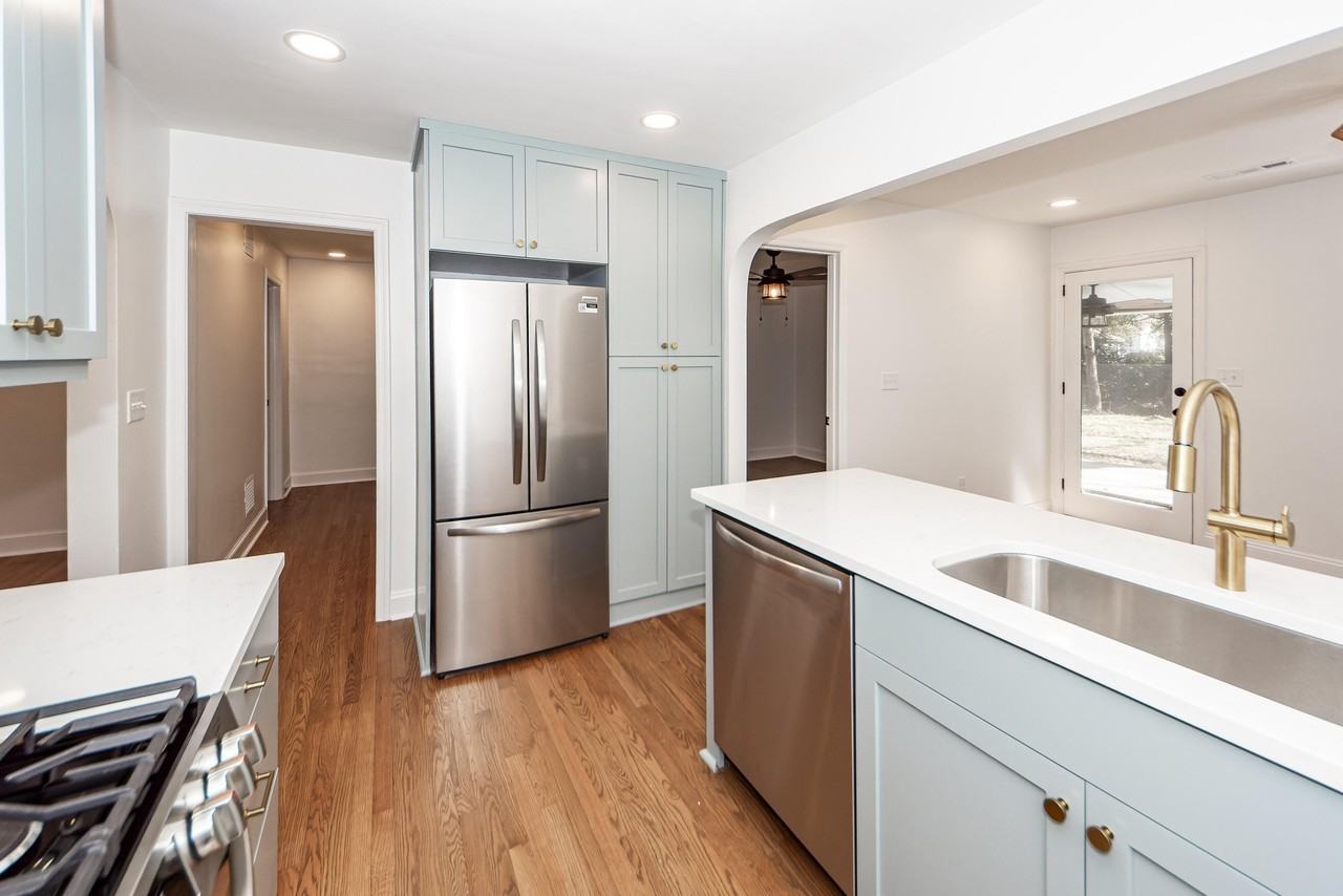 1221 Wimbee Dr - Photo 2 of 15