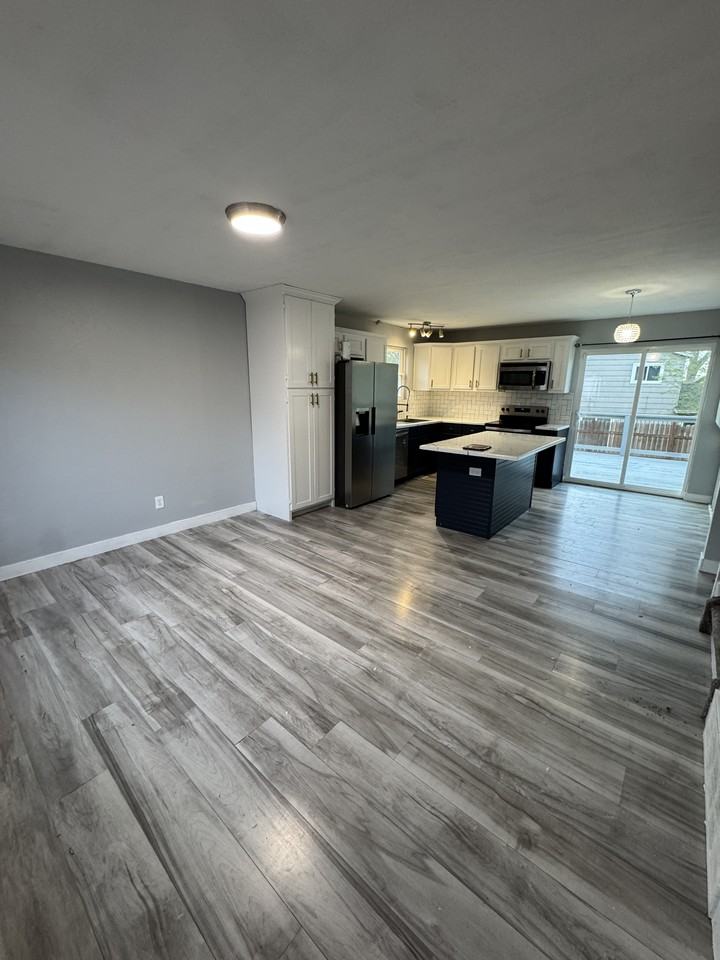 3378 Foxridge Dr #1 - Photo 2 of 16