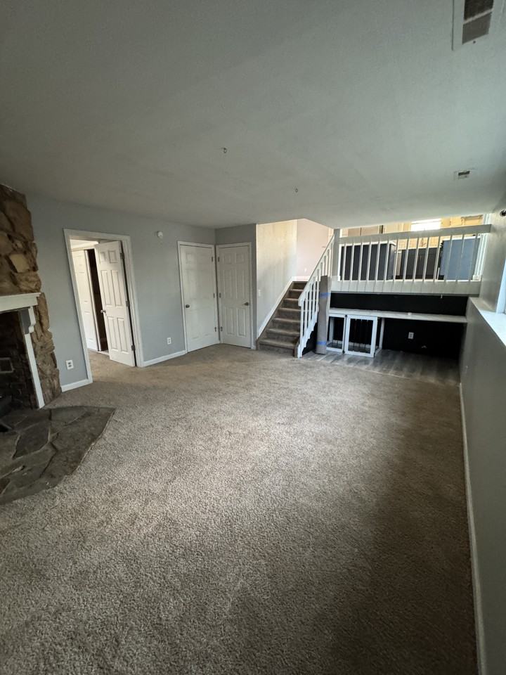 3378 Foxridge Dr #1 - Photo 6 of 16