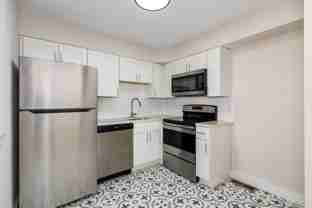 3710 GREENWOOD - Photo 1 of 1