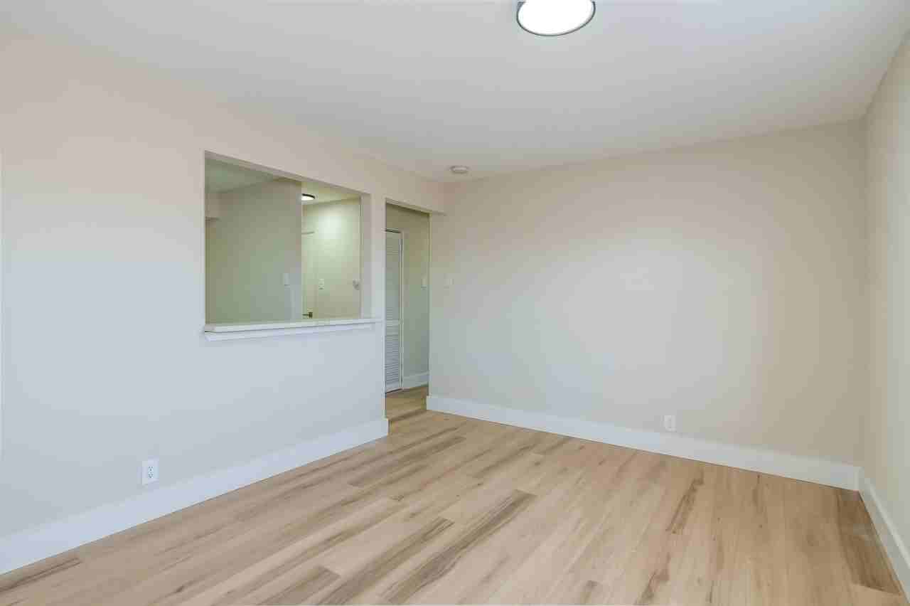 3710 GREENWOOD - Photo 5 of 8