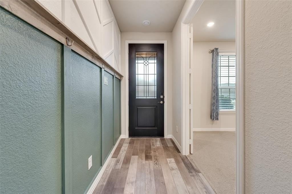 1923 Livingston Rd - Photo 3 of 21