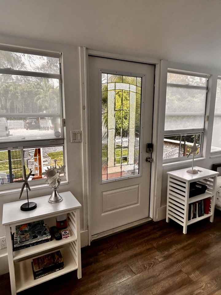 803 Oceana Ave - Photo 2 of 23