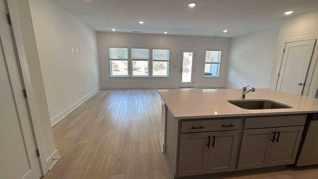 183 Red Bud Rd - Photo 5 of 23