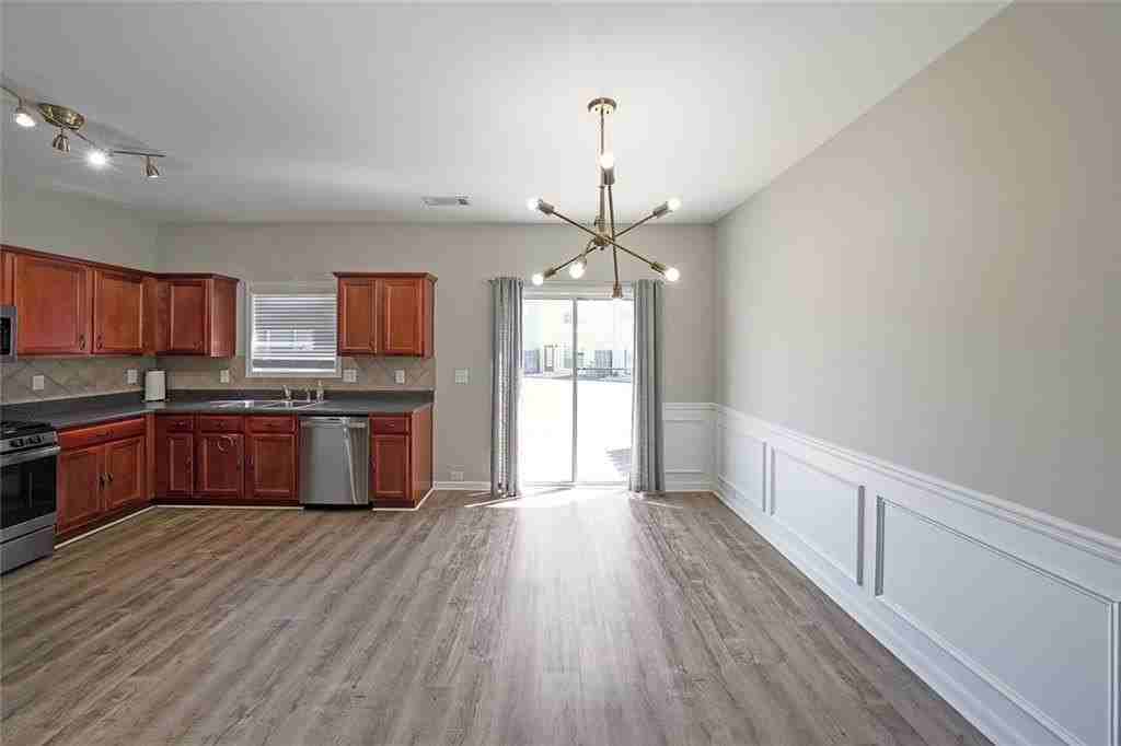 2062 Lakeshore Overlook Dr Nw - Photo 6 of 27