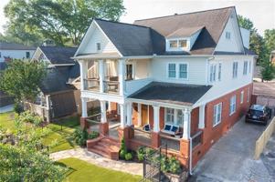 featured image of 781 Greenwood Ave Ne