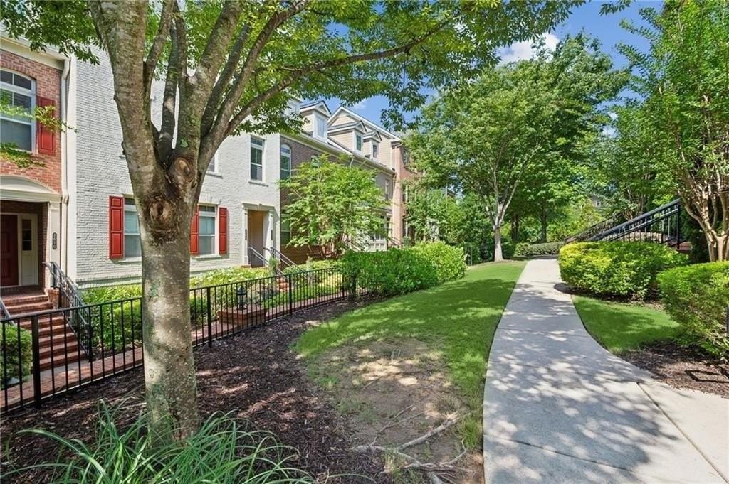 2707 Wander Ln - Photo 3 of 27