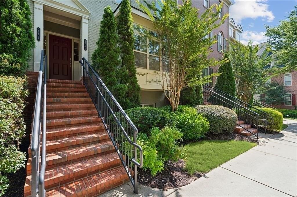 2707 Wander Ln - Photo 5 of 27