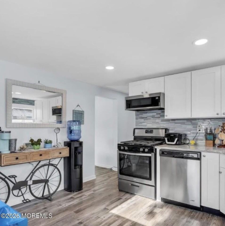 1510R Bay Blvd #2 - Photo 5 of 27