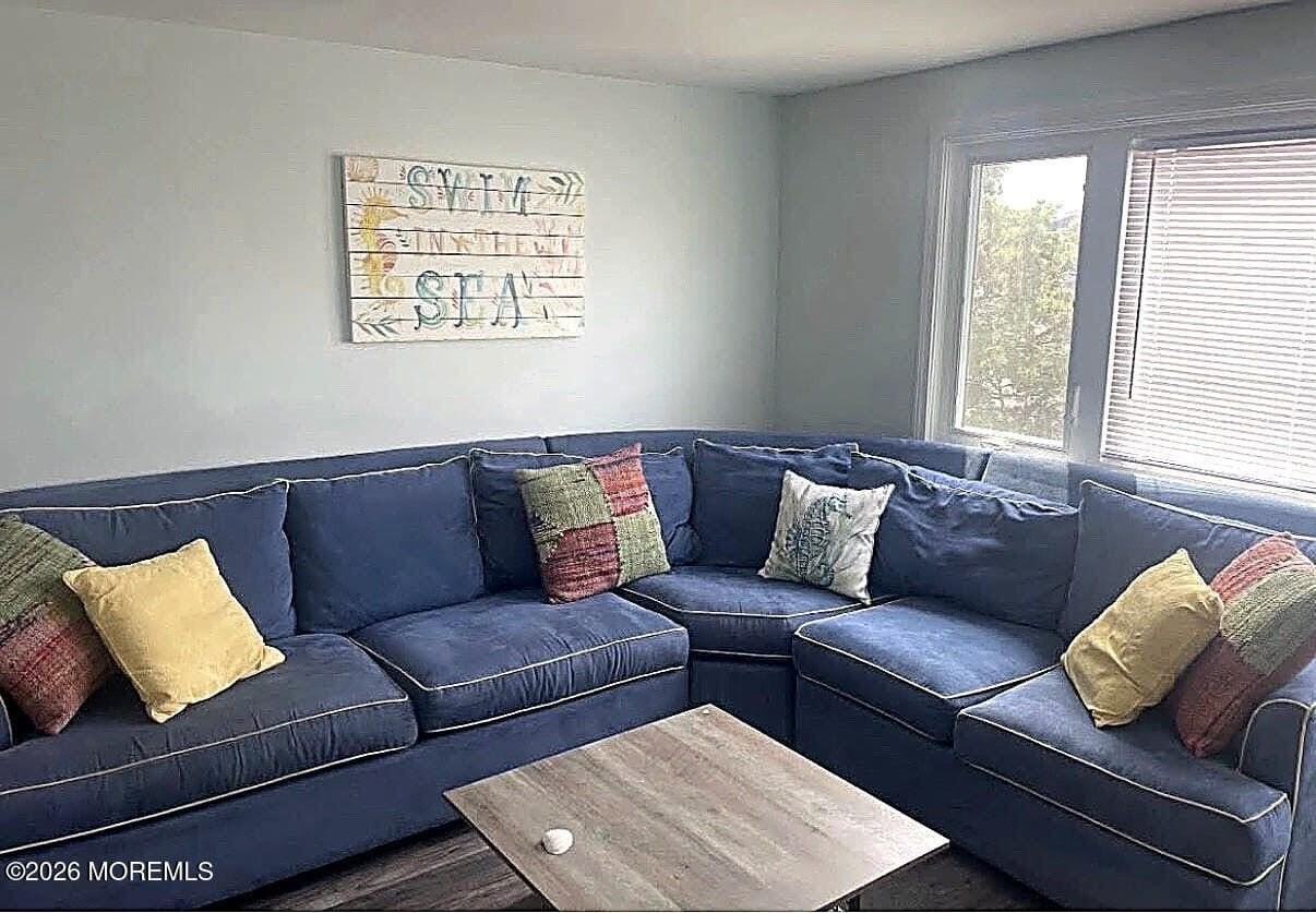 1510R Bay Blvd #2 - Photo 7 of 27