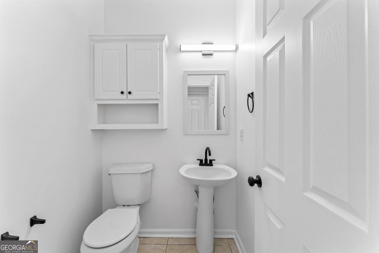 4267 Azalea Walk - Photo 5 of 24