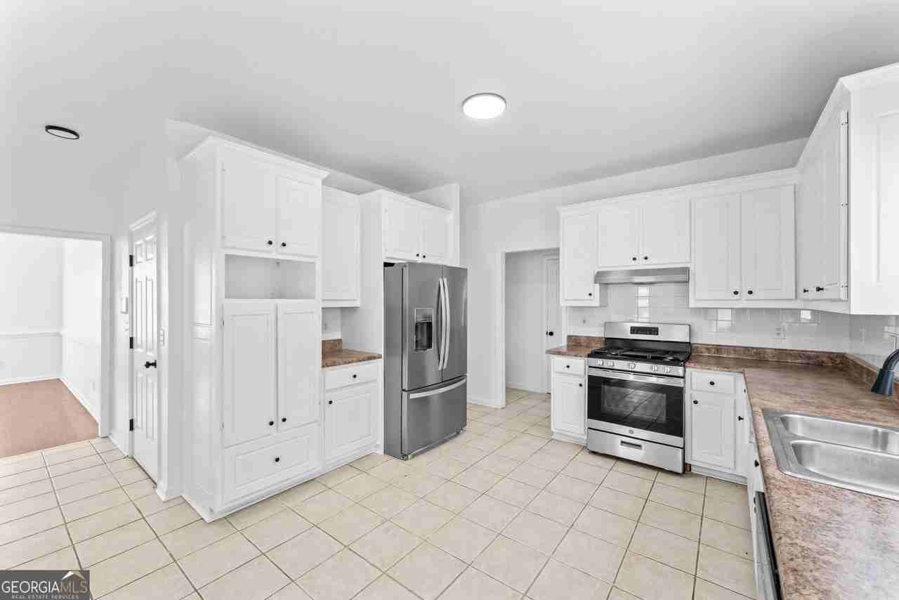 4267 Azalea Walk - Photo 7 of 24