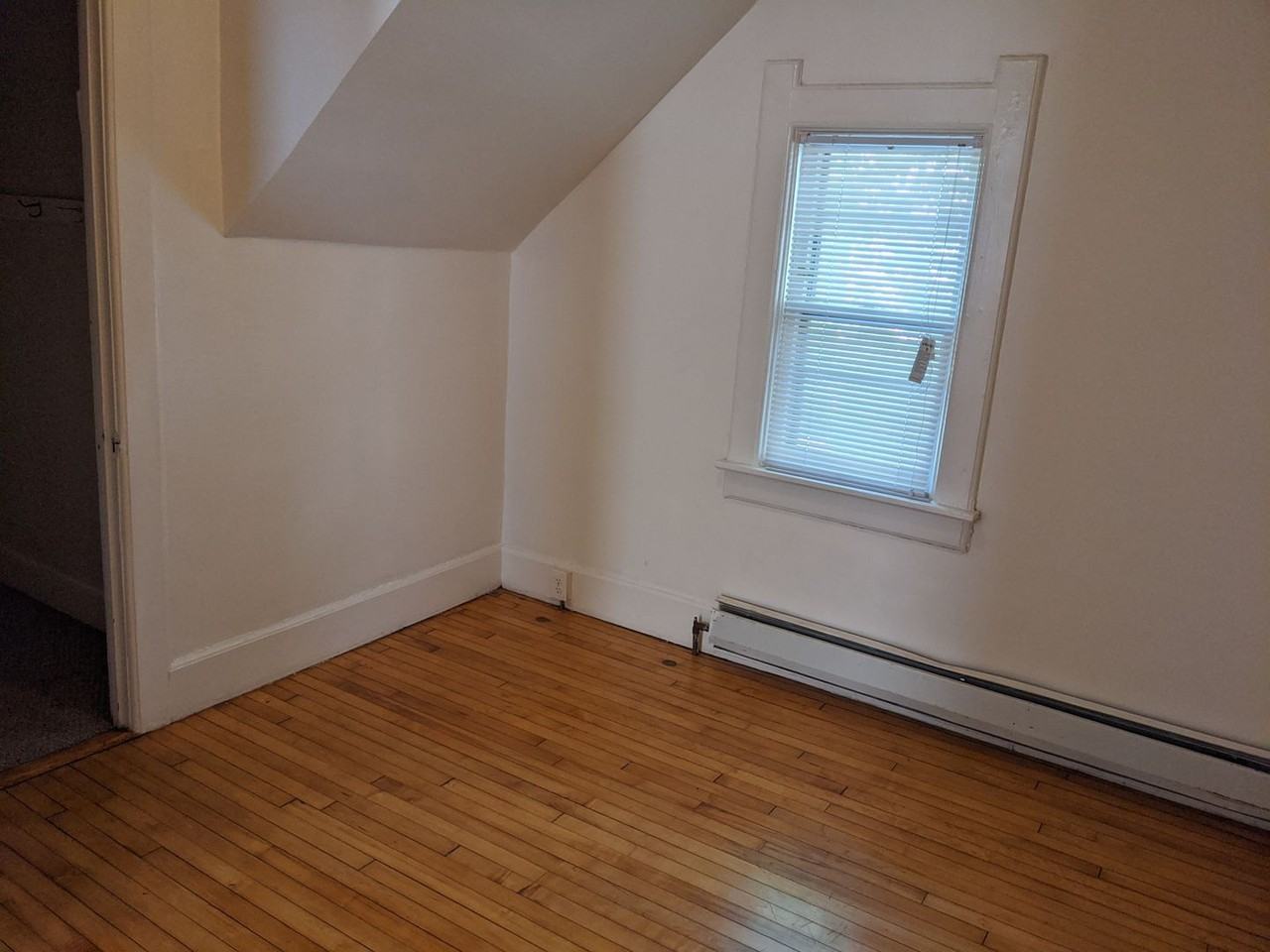 L^3 Flats - Humboldt Ave - Photo 4 of 29