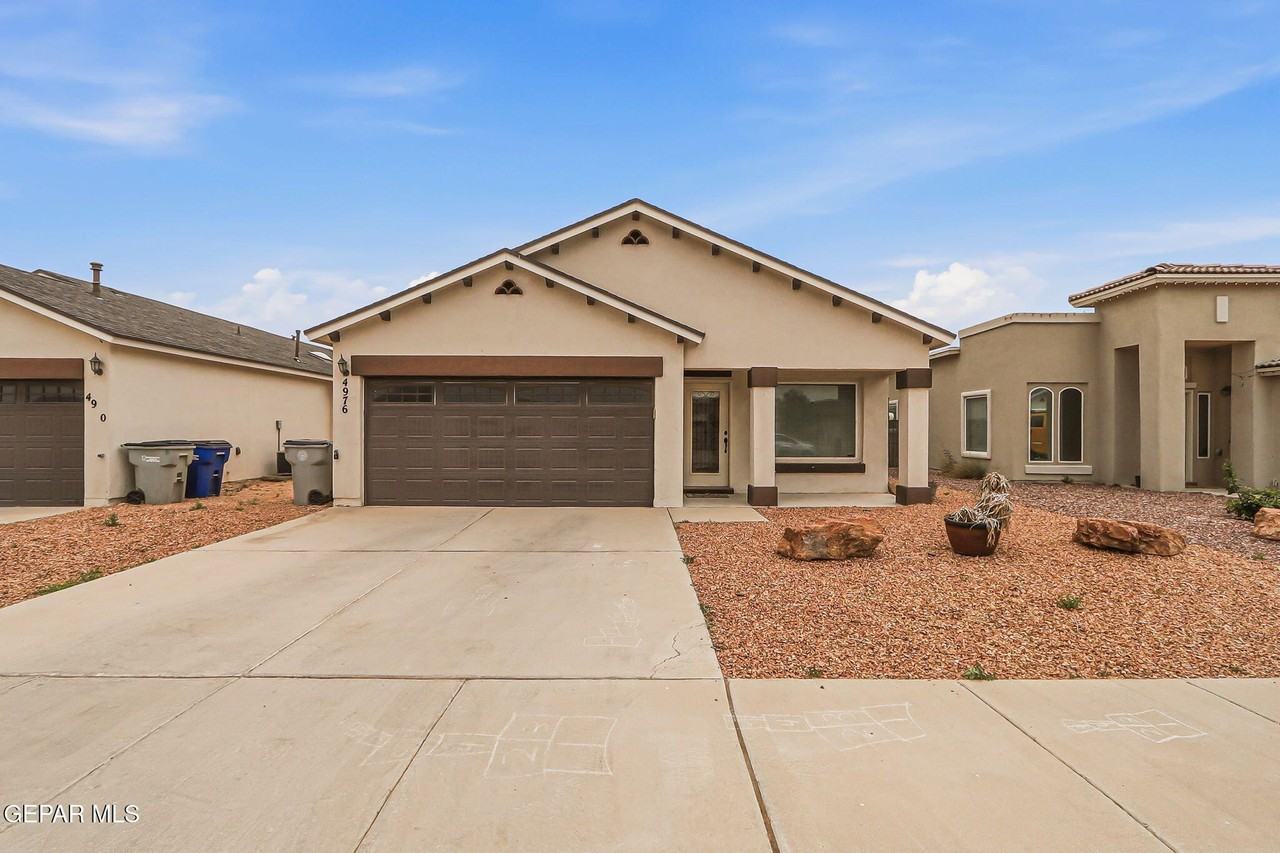 4976 Joe Castillo St - Photo 2 of 33