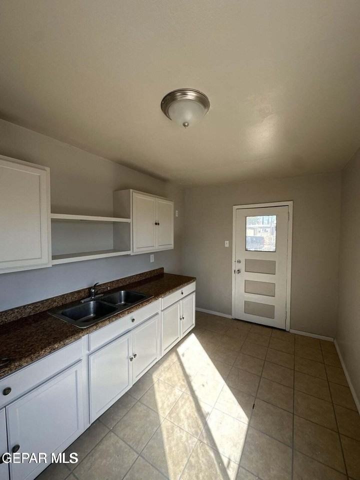 259 S Moon Rd - Photo 4 of 14