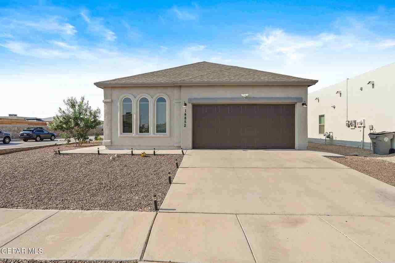 14852 Jack White Ave - Photo 4 of 43