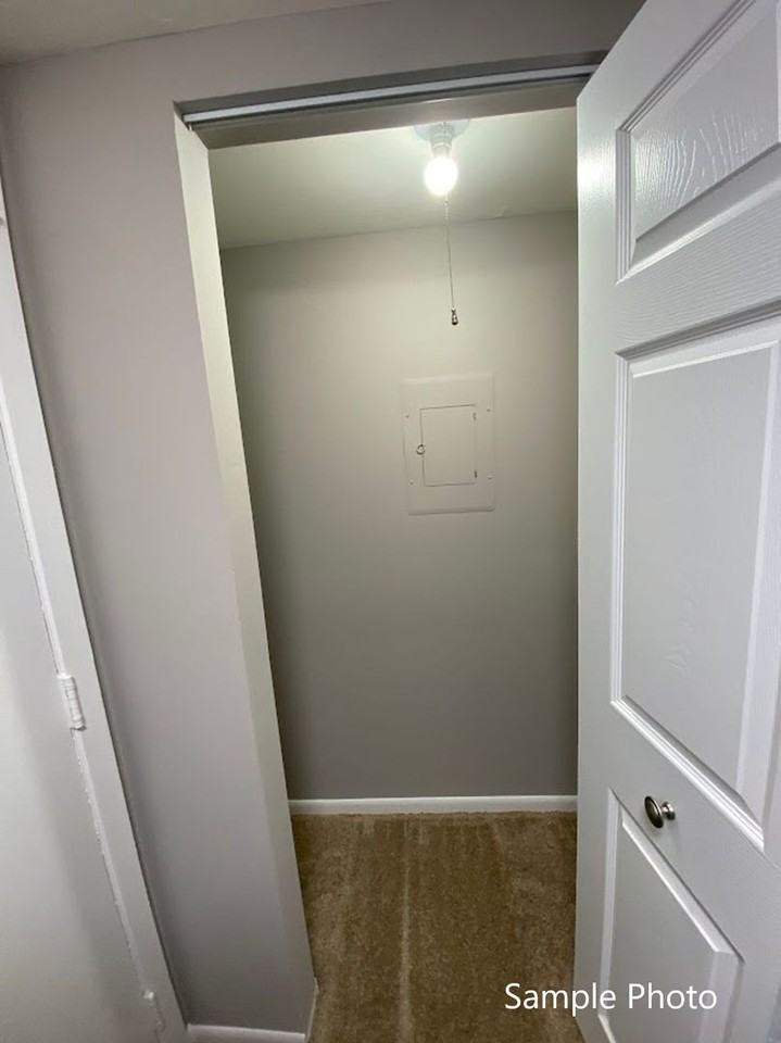 Deep Lake Hermitage - Photo 3 of 26