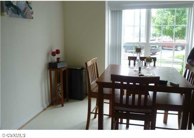 8738 Springwater Dr - Photo 4 of 6