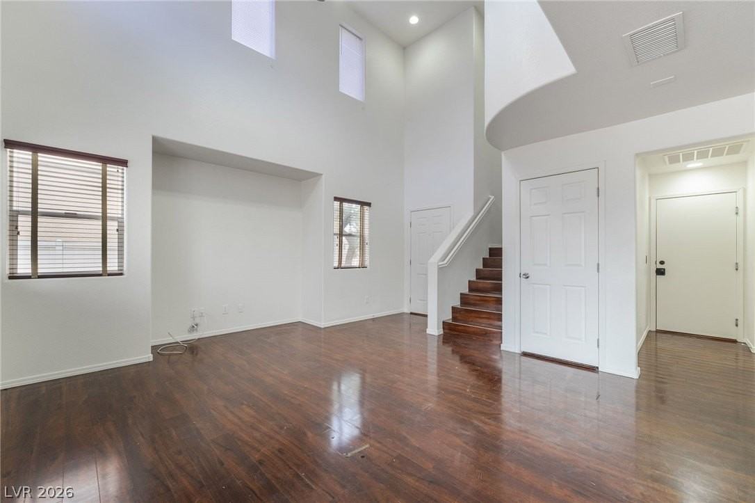 7858 Windhamridge Dr - Photo 4 of 21