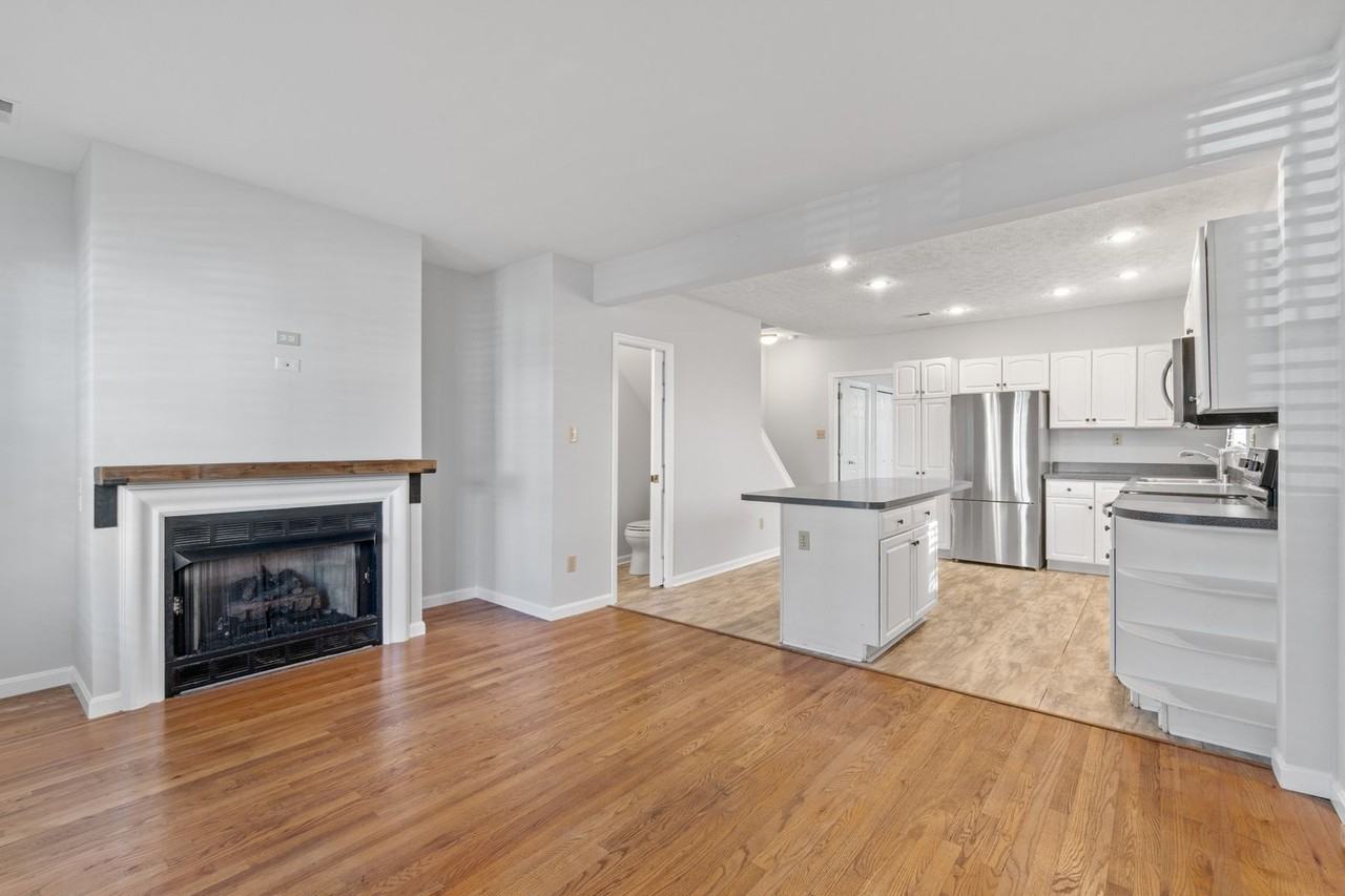 516 Second St - Photo 6 of 26