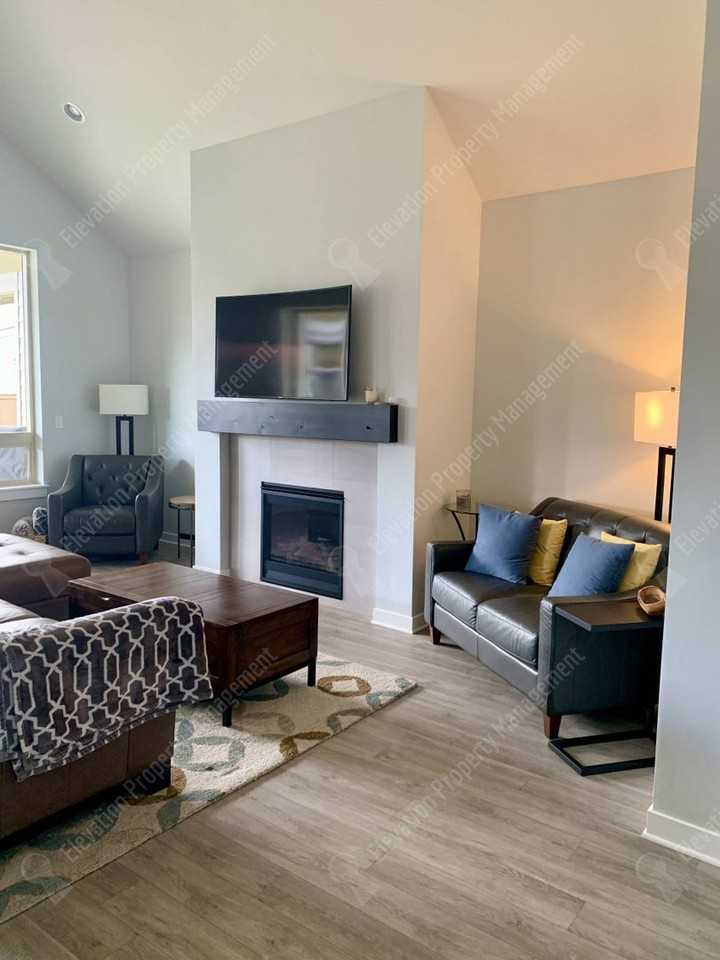 3656 Sw Badger Ct - Photo 3 of 13