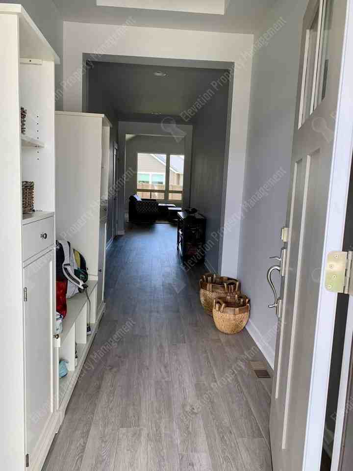 3656 Sw Badger Ct - Photo 5 of 13