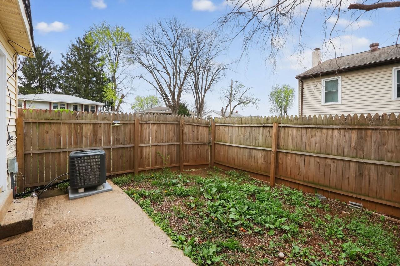 529 4th St - Photo 2 of 14