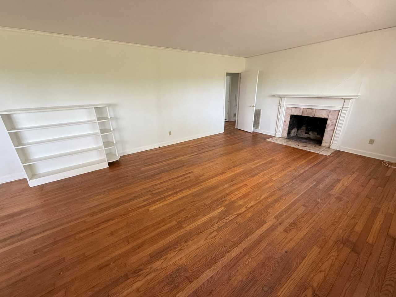 114 Lookout Cir Sw - Photo 3 of 14