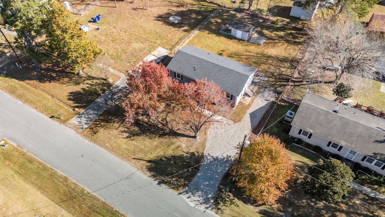114 Arrowood Dr - Photo 2 of 21