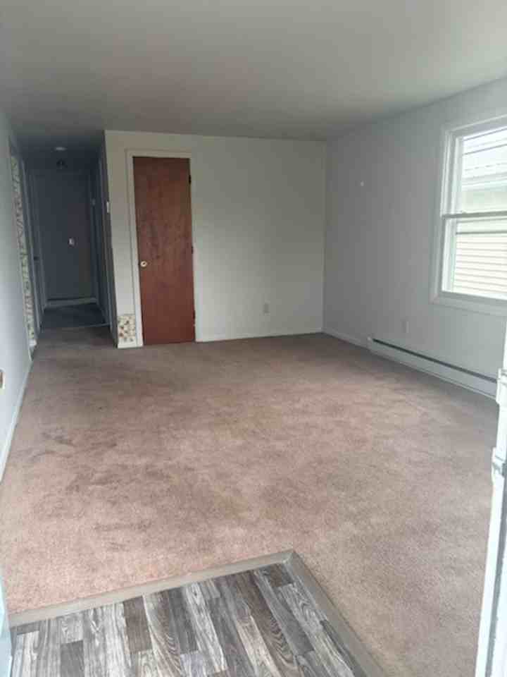 1641 W 4th St - Photo 2 of 8