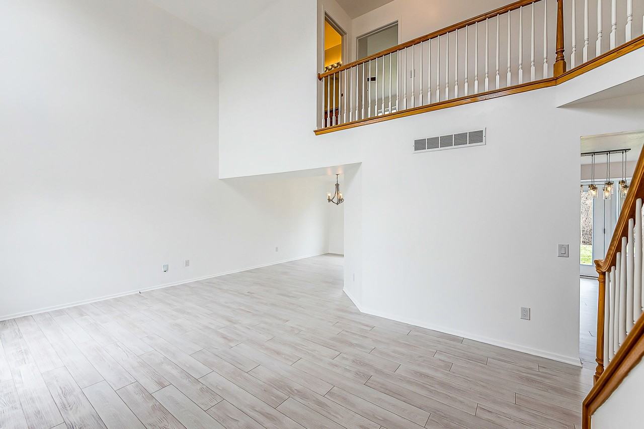 1563 Scio Ridge Rd - Photo 4 of 42