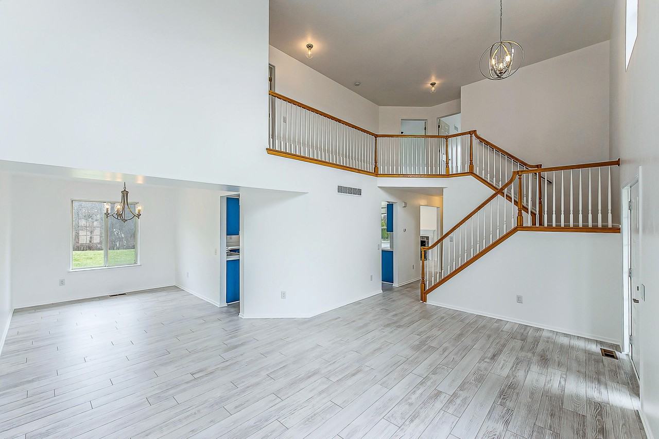 1563 Scio Ridge Rd - Photo 6 of 42