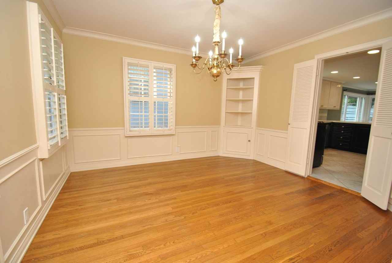 3927 Myrtle Ave - Photo 6 of 45