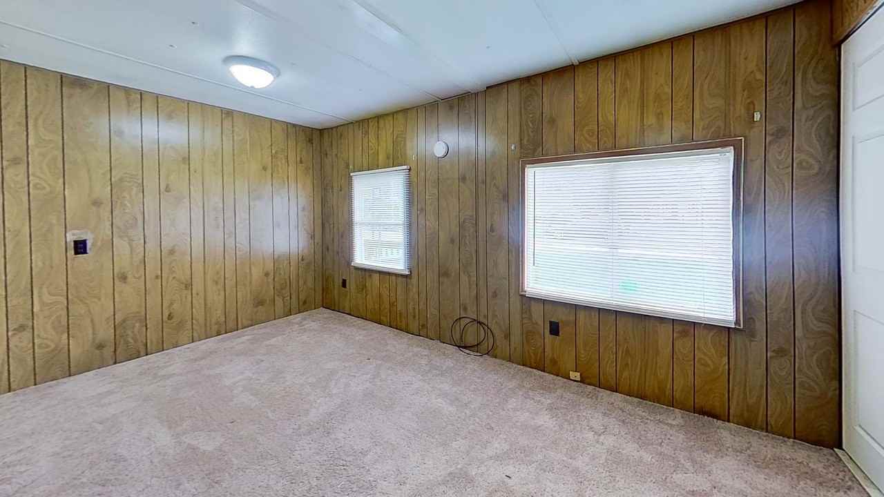 3230 Oakland Rd - Photo 7 of 8