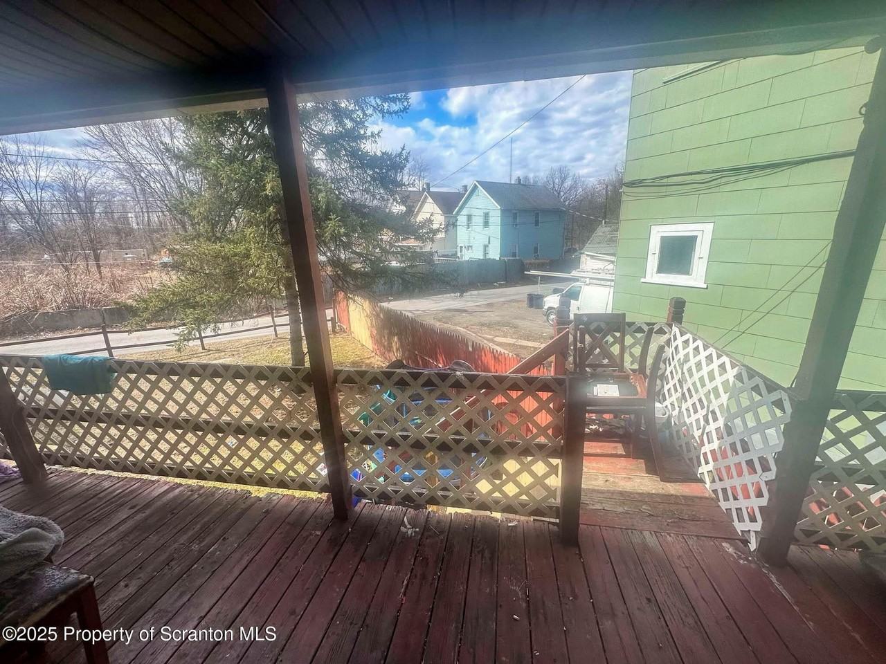 112 Green Pl - Photo 6 of 25