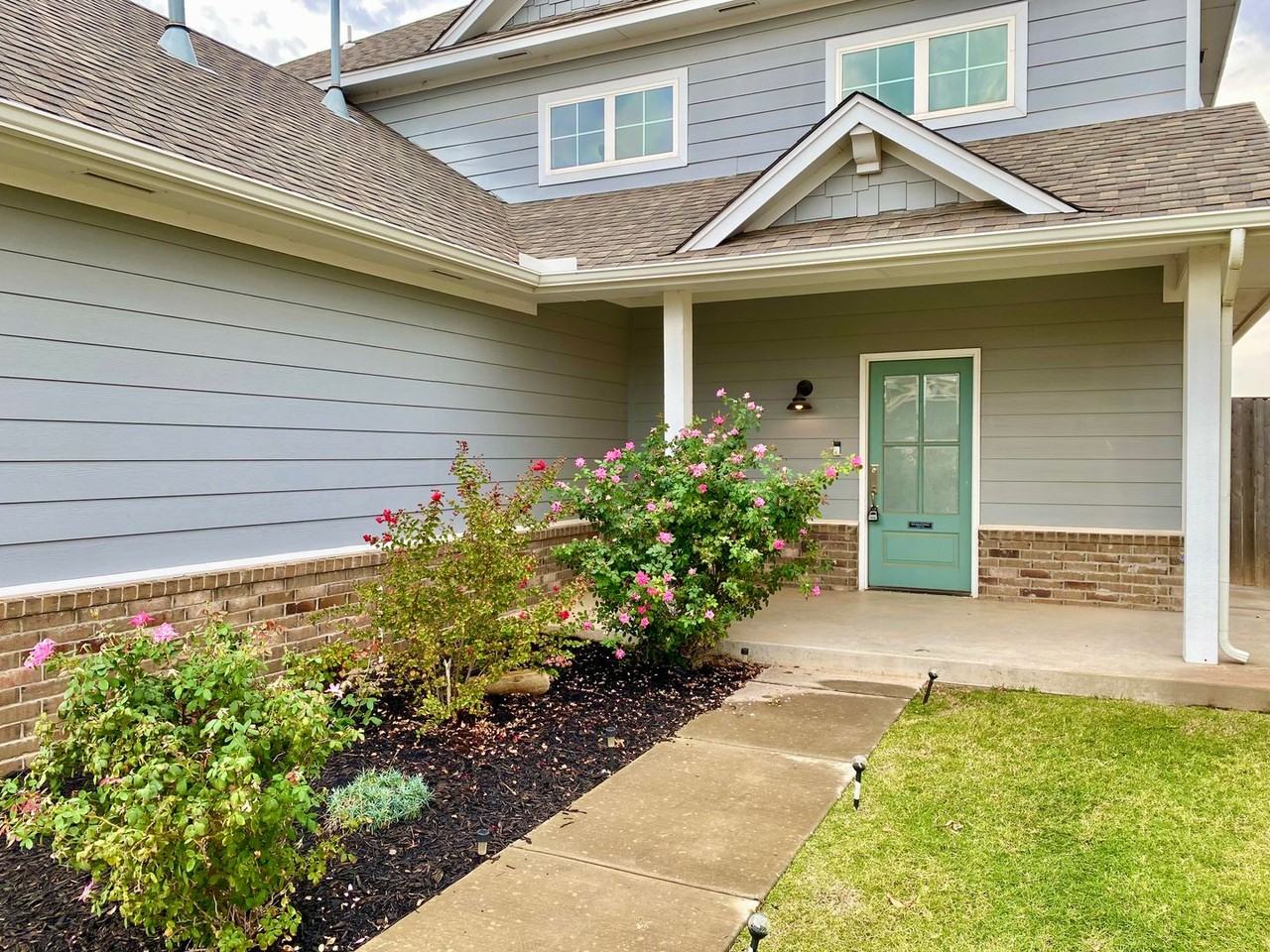 12829 High Plains Ave - Photo 2 of 26