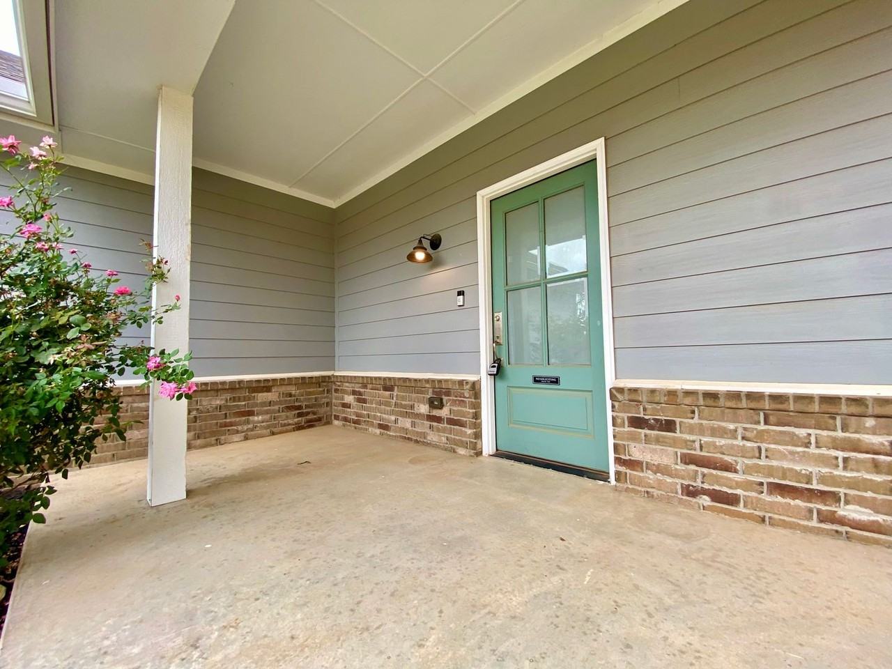 12829 High Plains Ave - Photo 3 of 26