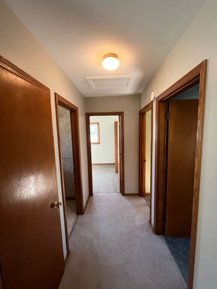 609 Sutherland Ave - Photo 4 of 22