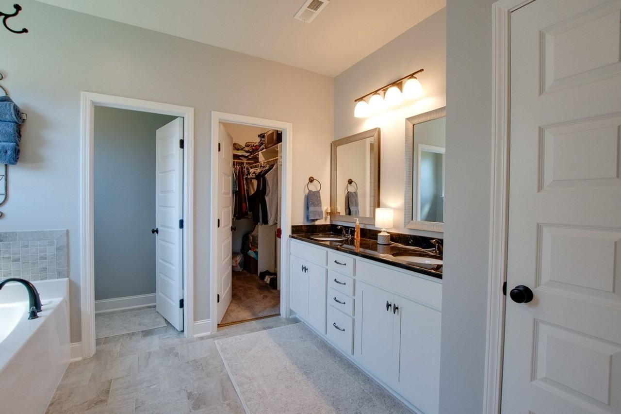3023 Peevey Creek Ln - Photo 6 of 44