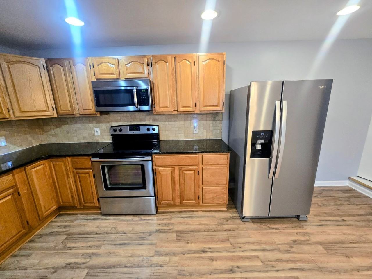 1542 Washington St - Photo 3 of 18