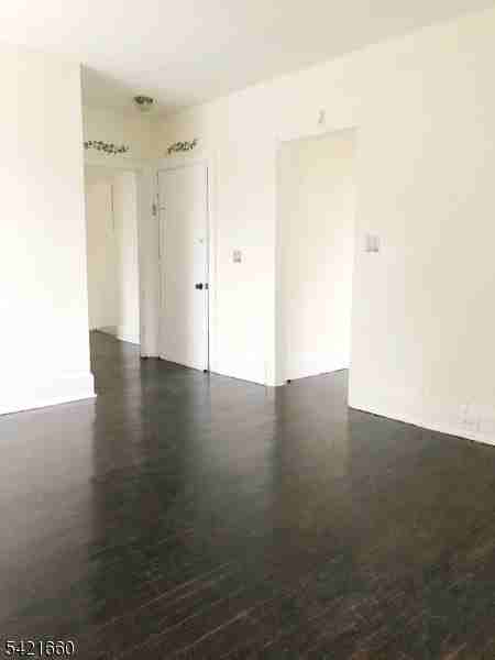 227 E 3rd Ave #3 - Photo 3 of 8