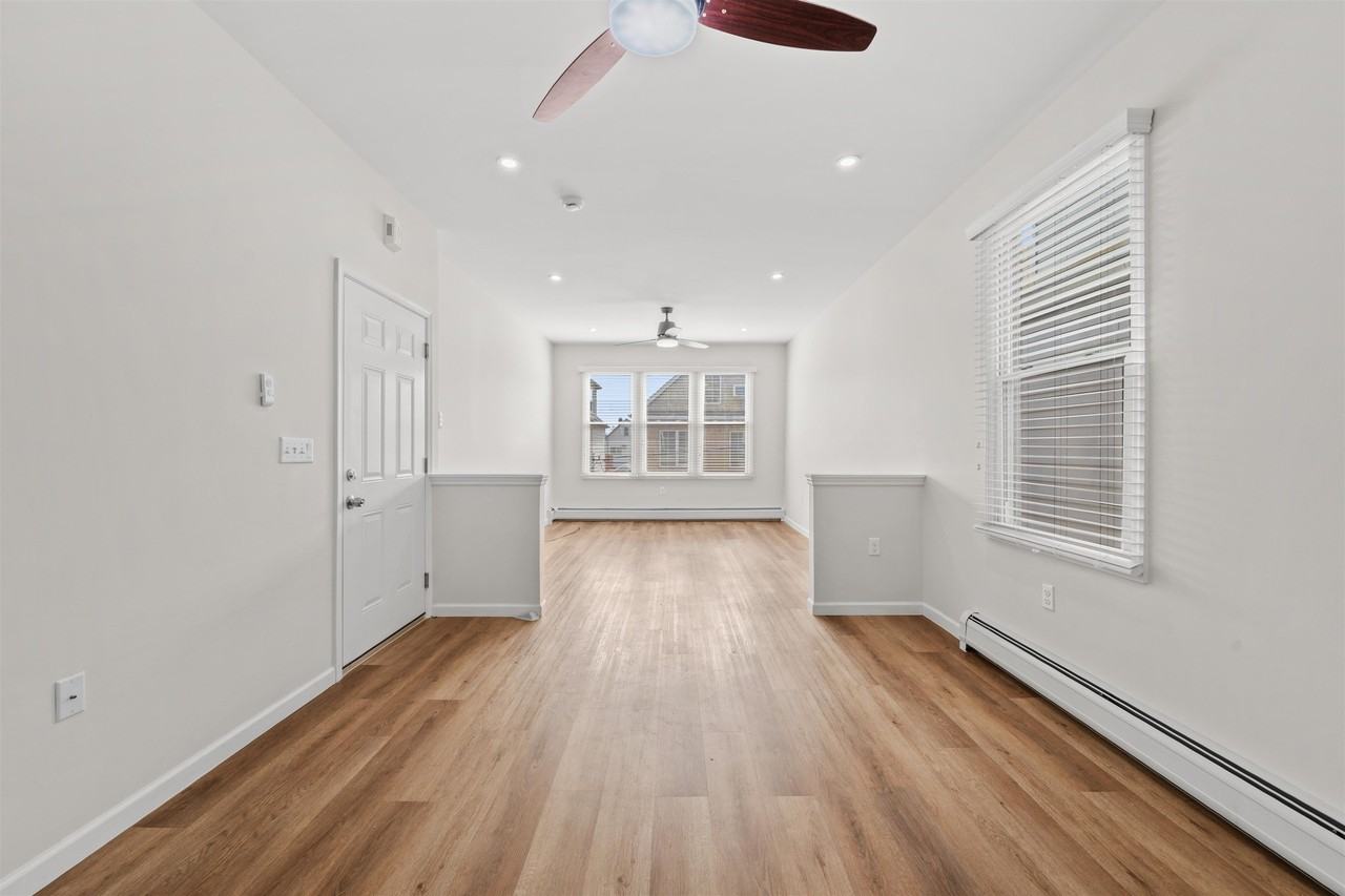 11 Obrien Ct - Photo 3 of 28