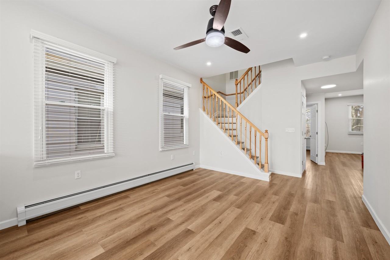 11 Obrien Ct - Photo 5 of 28