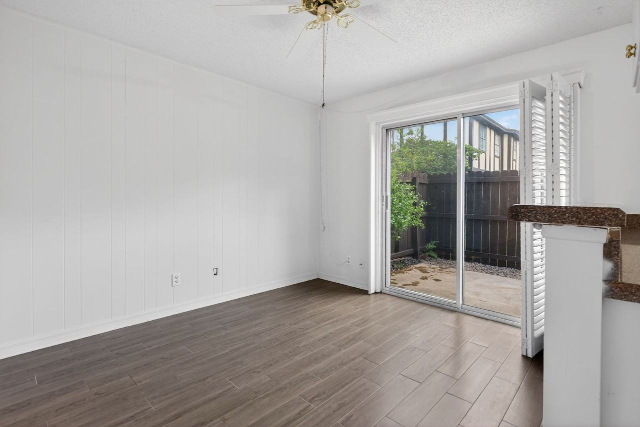 4814 Windrush Ln - Photo 5 of 30