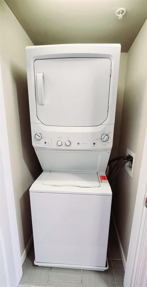 5817 Jefferson St #205 - Photo 7 of 15