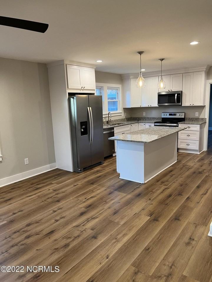 108 Elm St - Photo 6 of 21