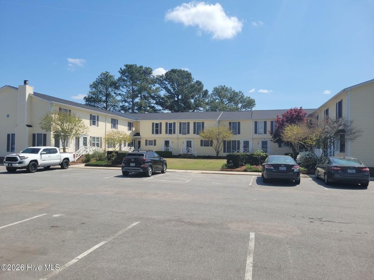 109 Oakmont Dr Apt 48 - Photo 5 of 9